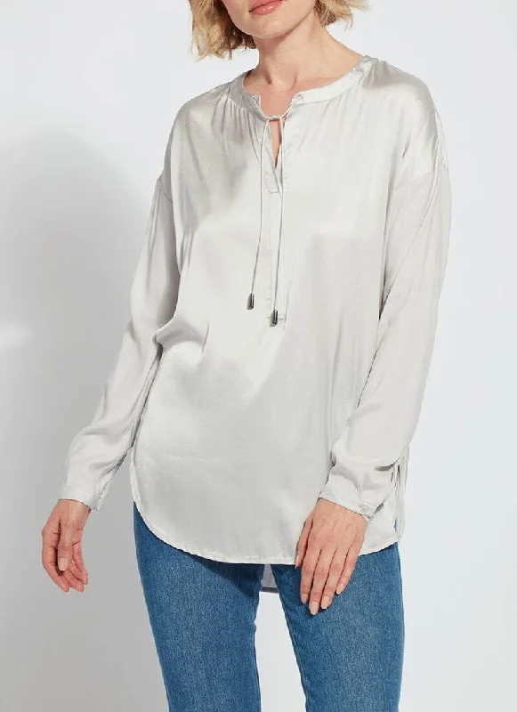 Terra Pullover Top